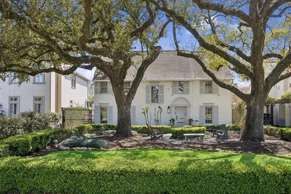 Avalon Place Houston real estate — Houston TX