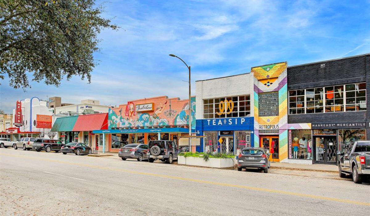 Houston Heights residential street view — Houston TX