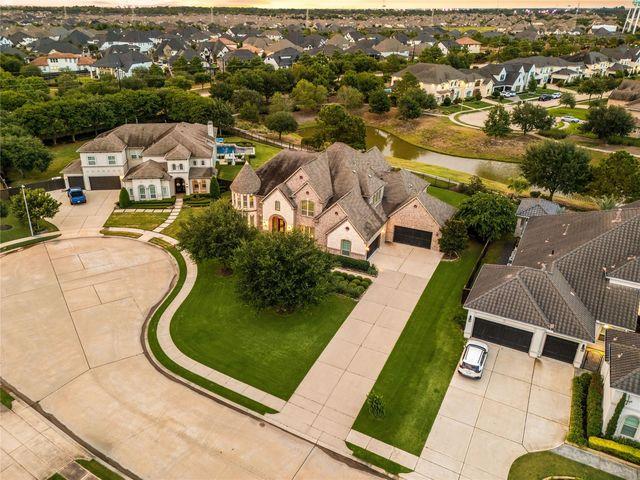 Katy tree-lined street — Houston TX