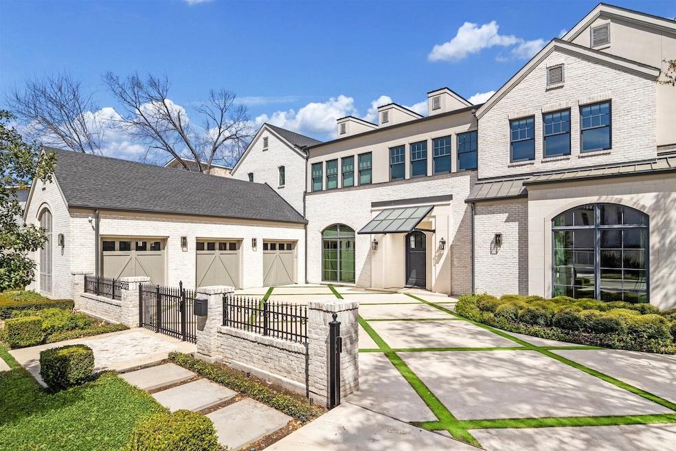 Oak Estates residential street view — Houston TX