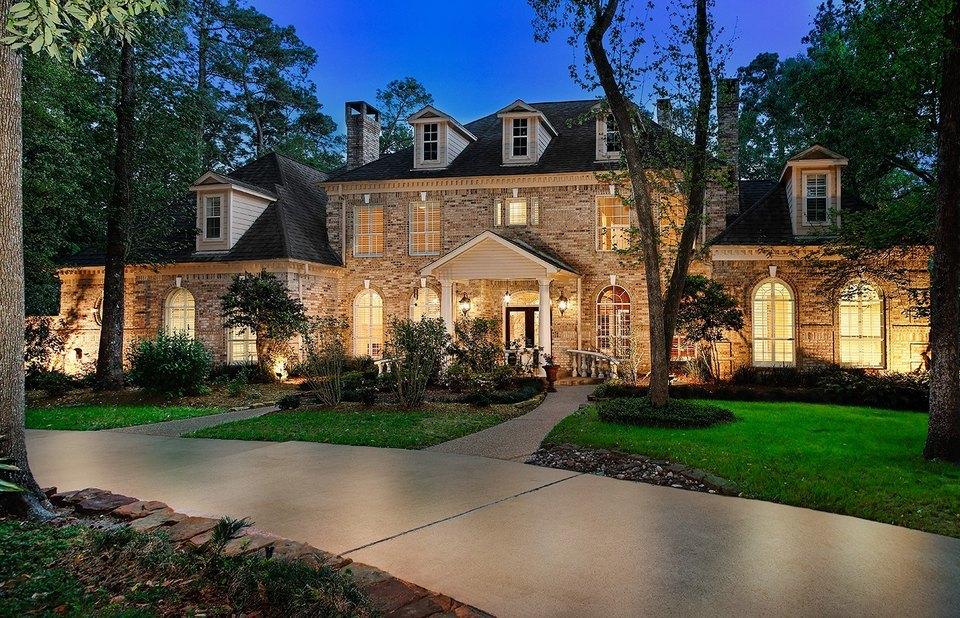 The Woodlands custom home design — Houston TX